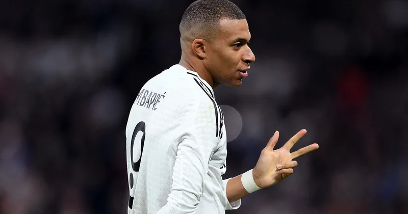 Mbappe rüşvət verməklə bağlı araşdırma obyektinə çevrilib