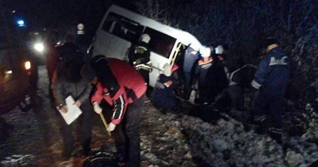 Rusiyada avtobus qayadan aşdı: 134 ölü, 20 yaralı
