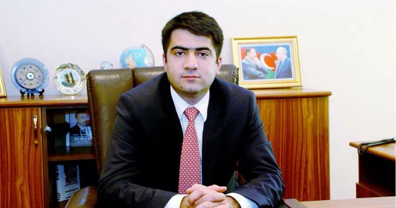 Ağstafada sovet dövrü: başçı onlara küçə təmizlətdirir Foto