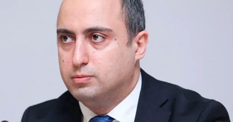 Emin Əmrullayevin görüşünün vaxtı dəyişdirilib