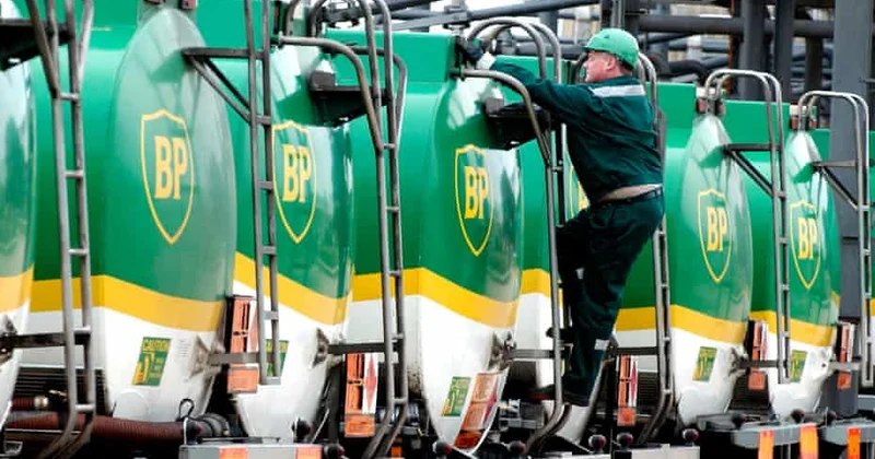 BP “yaşıl enerji”dən imtina edir