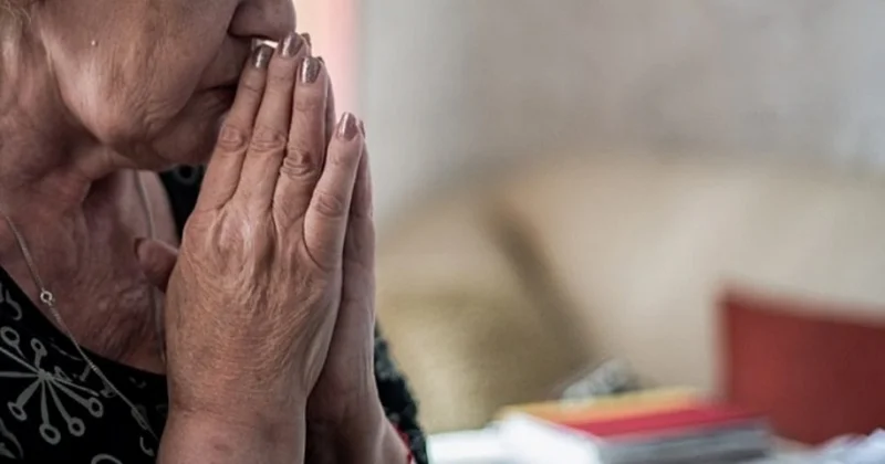 Birlikdə yaşadığı qadının xalasının evinə basqından sonra onu qarət edən kuryerə AĞIR CƏZA