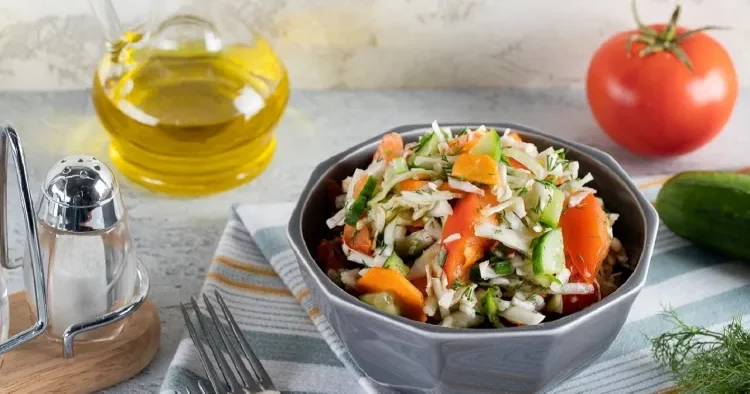 Tərəvəz salatı şişkinliyi AZALDIR