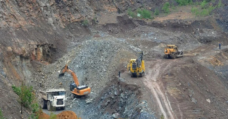 Британцы начали добывать руду в Карабахе