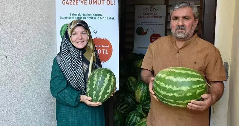 8 ton qarpızı satdı, Qəzzaya yardım göndərdi