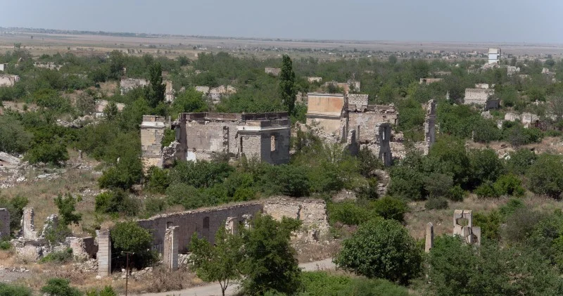 Xocalı sakini: İki gün meşədə qaldıq, sonra Ağdama çatdıq