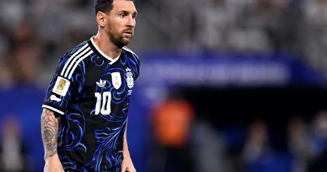 Messi Argentina millisindən ayrılır