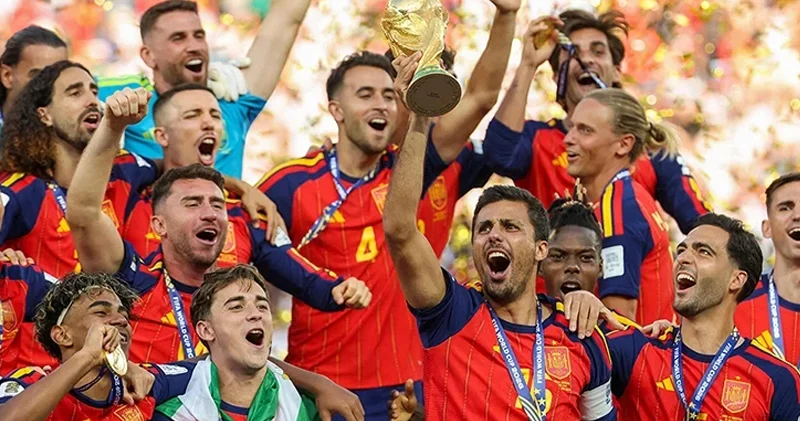 Futbolda İspaniya əsri
