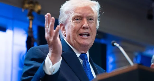 BŞ prezidenti Donald Tramp Kanadaya qarşı 50% rüsum tətbiq edib