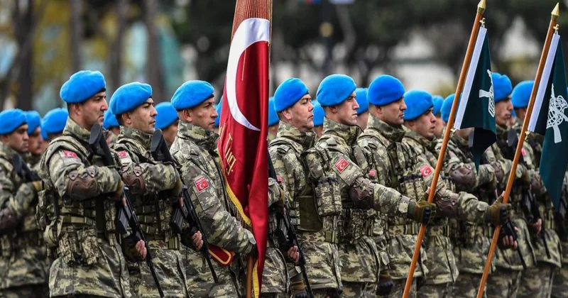 Ərdoğanı hərbi parad zamanı öldürmək istəyiblər KONKRET