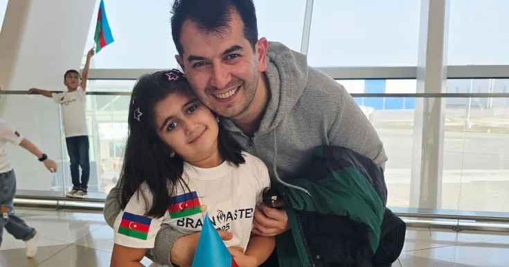 Saleh Bağırov qızının ad günü belə təbrik etdi Fotolar