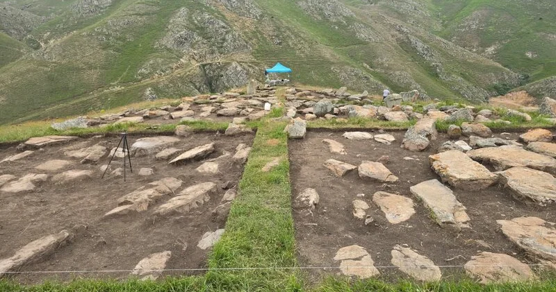 Xarxar nekropolunda 500 ə yaxın qəbir aşkarlanıb