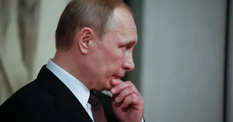 Putin Kremli tərk etmir