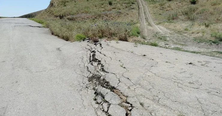 Şamaxını iki rayonla birləşdirən yeganə yol çökdü