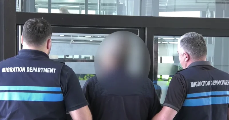 Gürcüstandan Azərbaycan və digər ölkələrin vətəndaşları deportasiya edildi VİDEO