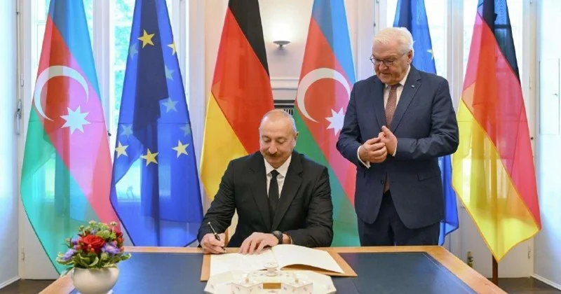 İlham Əliyev Almaniya səfəridə xatirə kitabına ürək sözlərini yazdı FOTO
