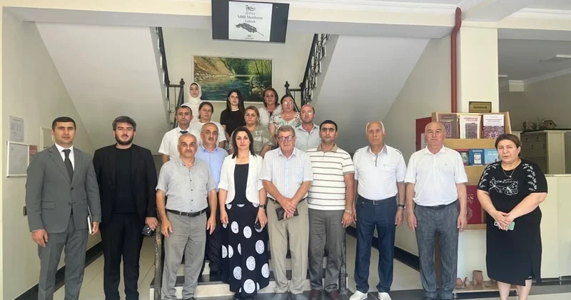 Mətbuatımız və milli dəyərlərimiz FOTO