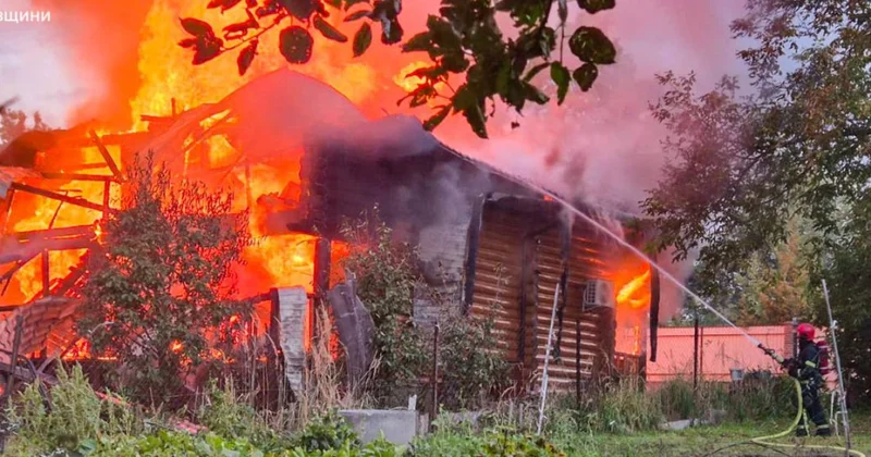 Rusiya müxtəlif növ silahlarla Ukraynaya növbəti kütləvi hücuma keçib