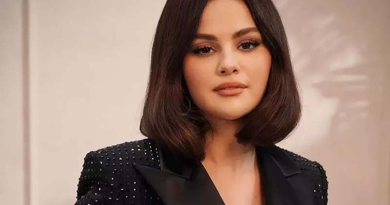 Selena ana olmaq istəyir