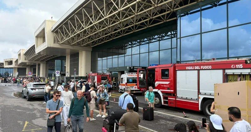 Milan hava limanında yanğın olub