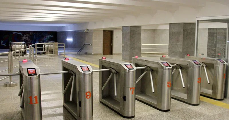 У пользователей BirBank возникли проблемы в метро Minval Politika