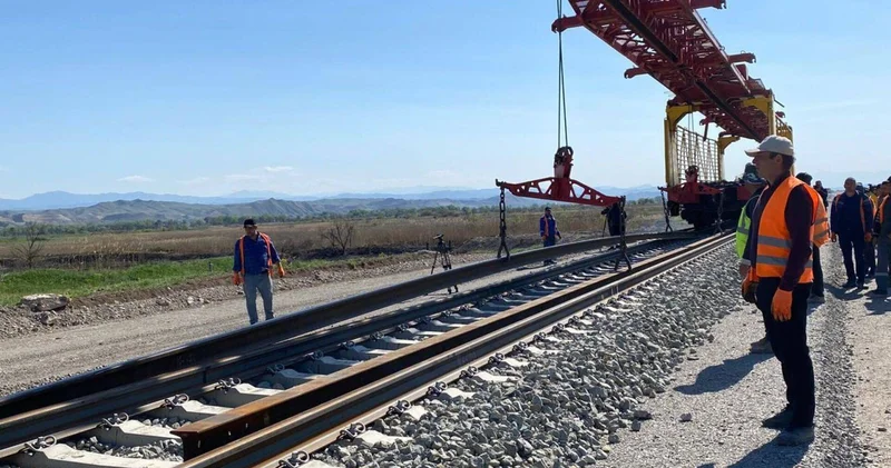 Qars İğdır Dilucu dəmir yolunun tikintisi BU TARİXDƏ başlayacaq