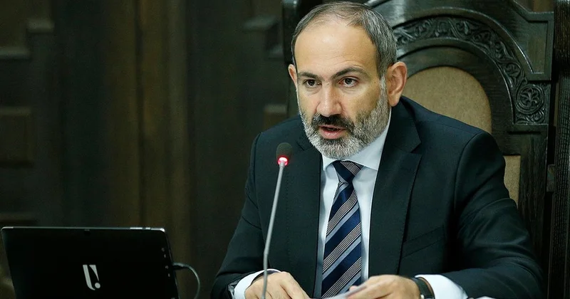 Paşinyan Qarabağdan gedən ermənilərə: “Azərbaycana ancaq turust kimi gedə bilərsəniz”