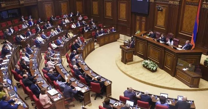 Ermənistan rəsmisi: Növbədənkənar parlament seçkiləri keçirməyi planlaşdırmırıq
