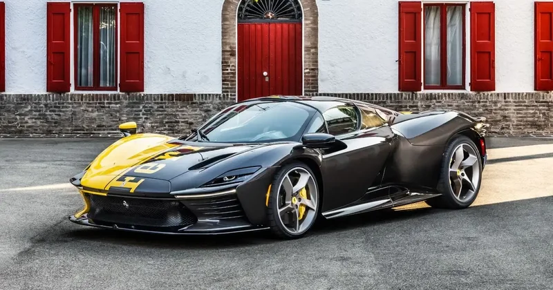 Nadir Ferrari rekord qiymətə satıldı