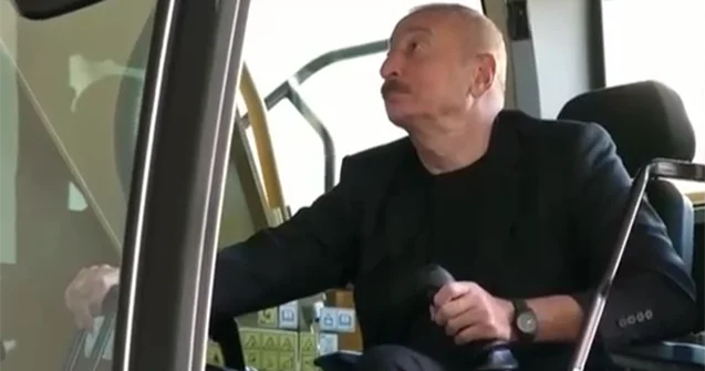 Prezident xüsusi təyinatlı texnikanı idarə etdi, xanımı çəkdi Video