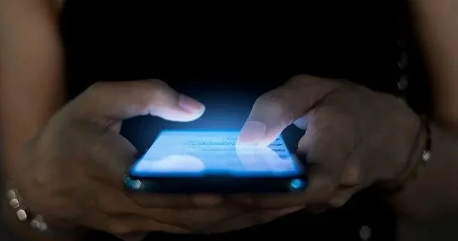 Sentyabrın 1 dən Rusiyada bütün telefonlara milli mesajlaşma tətbiqi tələb olunacaq