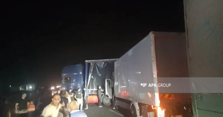 Goranboyda ağır qəza İki TIR toqquşdu FOTO