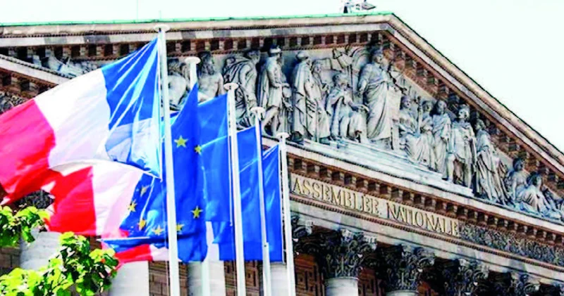 Parisin yanlış yoldan dönməkliyi