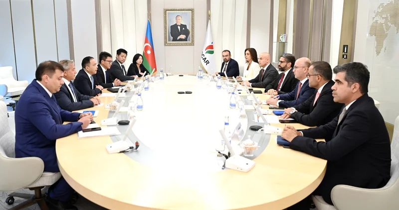 SOCAR ın prezidenti Çin Milli Kimya Mühəndisliyi və İnşaat Korporasiyasının İdarə Heyətinin sədri ilə görüşüb