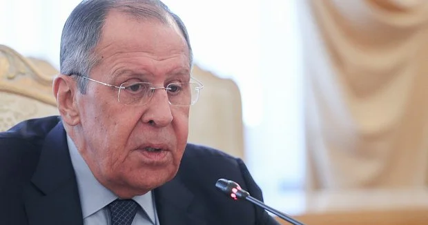 Lavrov Zelenskinin legitimliyinə şübhə ilə yanaşıb