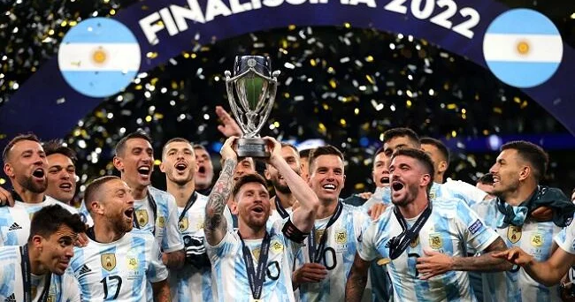 FİFA dan bu futbolçulara ağır cəza...