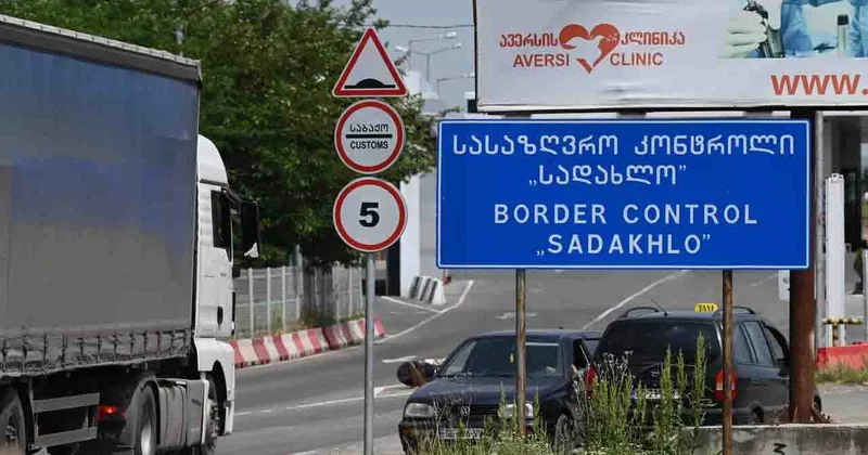 Gürcüstan hökuməti Qırmızı Körpü və Sadaxlı sərhəd keçid məntəqəsində rüsumsuz ticarətə icazə verib