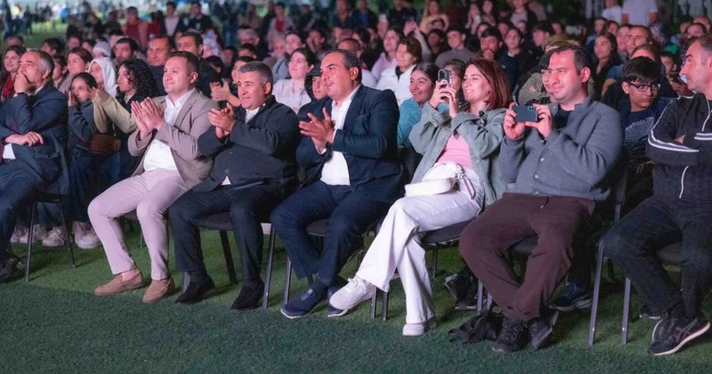 “AzerGold” QSC və Bakı Media Mərkəzinin təşkilatçılığı ilə Daşkəsəndə milli kino seansı keçirilib