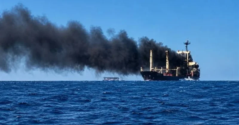 SEPAH Hörmüz boğazında üç neft tankerinin hədəf alındığını açıqlayıb