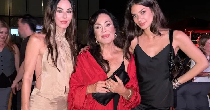 Türkan Şorayla bir araya gəldilər Foto