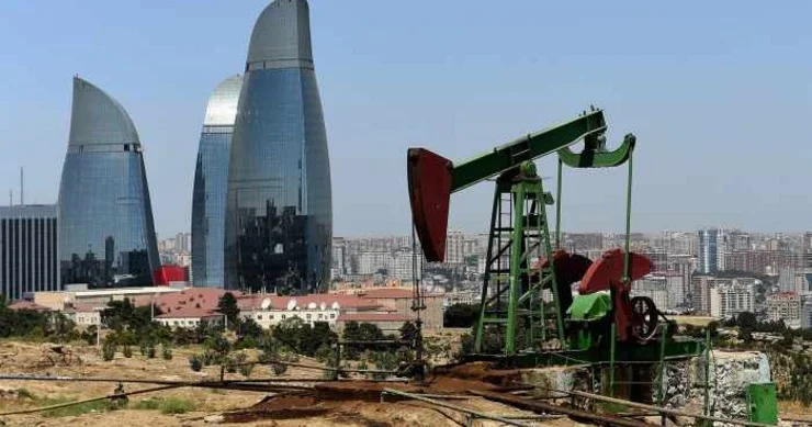 Azərbaycan nefti I yarımildə büdcə qiymətindən baha satılıb