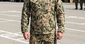 Əsgərlərin başını bir birinə vurublar, qəlyan aldırıblar