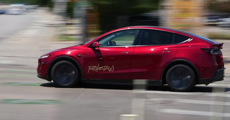 Роботакси Tesla начали работать в Остине без водителей