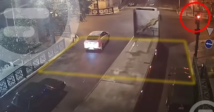 Bakıda sürücü olmayan nişanlanma xəttini keçdiyinə görə CƏRİMƏLƏNİB VİDEO