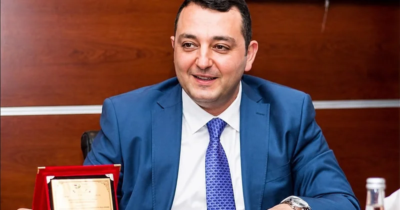 Notarius ilk məhkəməsində həbs edildi