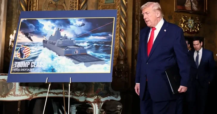 ВМС США могут переименовать авианосец в честь президента Дональда Трампа