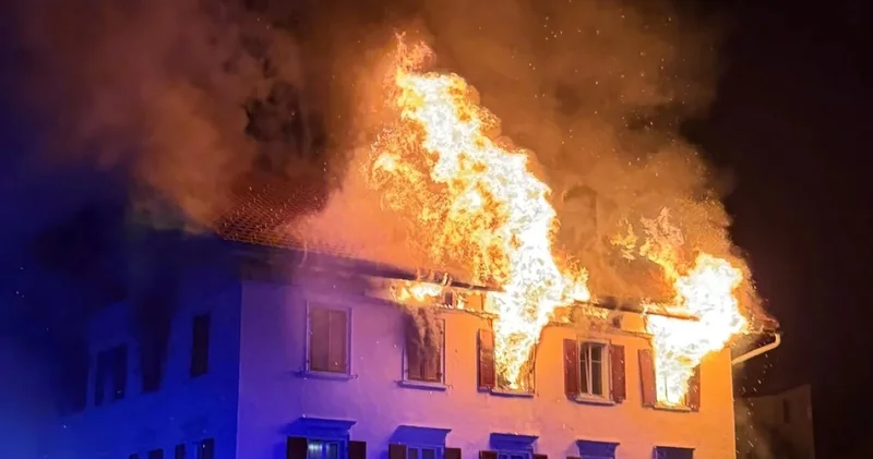 Пять человек пропали без вести, восемь ранены из за пожара в Швейцарии