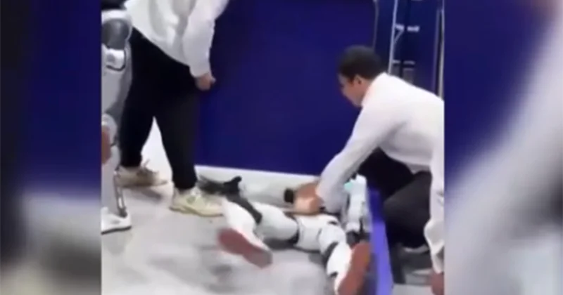 Hamı onu görməyə gəlmişdi, özündən getdi Video