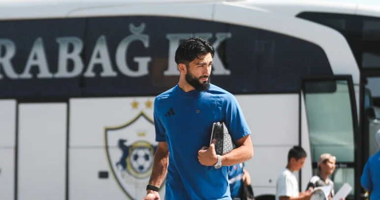 “Qarabağ” Polşaya yola düşdü FOTO