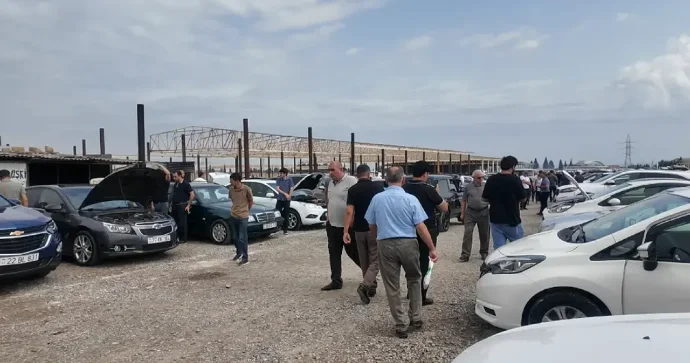 Bölgələrdəki maşın bazarlarında durğunluq yaşanır Qiymət artımı var VİDEO